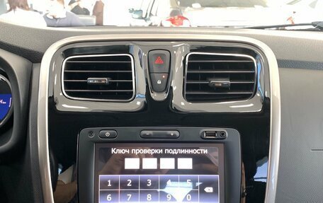 Renault Sandero II рестайлинг, 2018 год, 999 000 рублей, 19 фотография