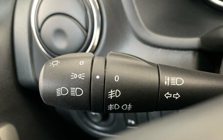 Renault Sandero II рестайлинг, 2018 год, 999 000 рублей, 28 фотография