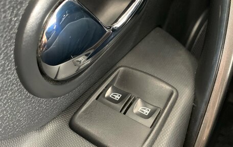 Renault Sandero II рестайлинг, 2018 год, 999 000 рублей, 33 фотография