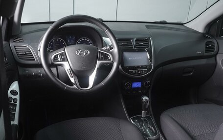 Hyundai Solaris II рестайлинг, 2012 год, 950 000 рублей, 6 фотография
