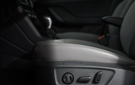 Volkswagen Taos, 2021 год, 2 469 000 рублей, 20 фотография