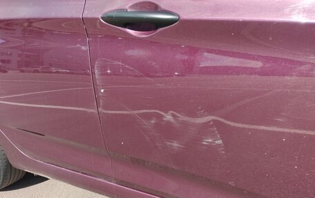 Hyundai Solaris II рестайлинг, 2012 год, 650 000 рублей, 5 фотография