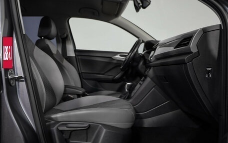 Volkswagen Taos, 2021 год, 2 469 000 рублей, 22 фотография