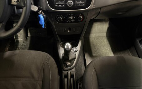 Renault Sandero II рестайлинг, 2018 год, 671 000 рублей, 13 фотография