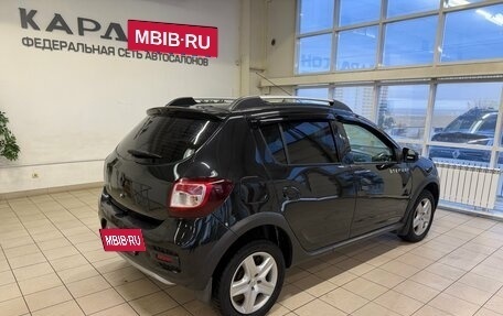 Renault Sandero II рестайлинг, 2018 год, 671 000 рублей, 2 фотография