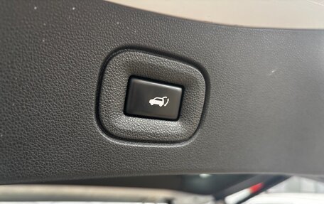 Renault Koleos II, 2018 год, 1 999 000 рублей, 16 фотография