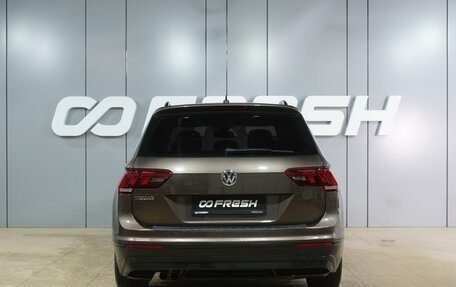 Volkswagen Tiguan II, 2019 год, 1 899 000 рублей, 4 фотография