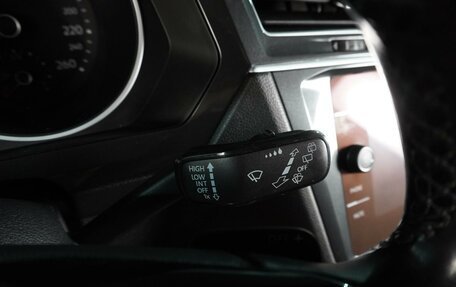 Volkswagen Tiguan II, 2019 год, 1 899 000 рублей, 13 фотография