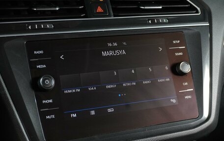 Volkswagen Tiguan II, 2019 год, 1 899 000 рублей, 15 фотография