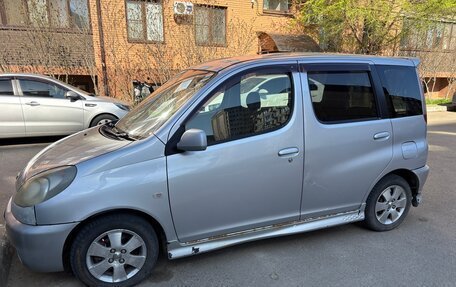 Toyota FunCargo, 2001 год, 400 000 рублей, 4 фотография