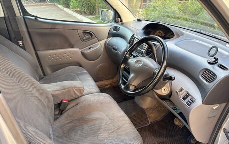 Toyota FunCargo, 2001 год, 400 000 рублей, 7 фотография