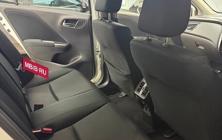 Honda Grace I, 2017 год, 1 350 000 рублей, 8 фотография