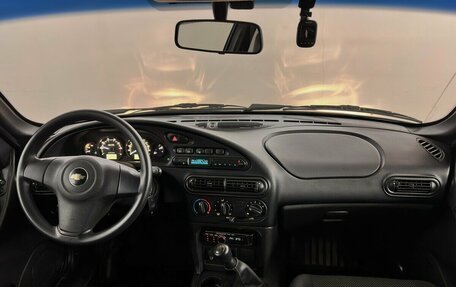 Chevrolet Niva I рестайлинг, 2017 год, 840 000 рублей, 5 фотография