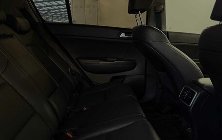 KIA Sportage IV рестайлинг, 2018 год, 2 495 000 рублей, 13 фотография