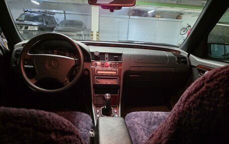 Mercedes-Benz C-Класс, 1996 год, 850 000 рублей, 6 фотография