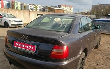 Audi A4, 1995 год, 150 000 рублей, 1 фотография
