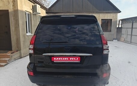 Toyota Land Cruiser Prado 120 рестайлинг, 2007 год, 1 950 000 рублей, 5 фотография