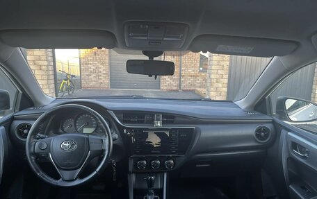 Toyota Corolla, 2017 год, 1 710 000 рублей, 7 фотография