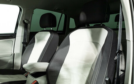 Volkswagen Tiguan II, 2017 год, 2 979 000 рублей, 20 фотография