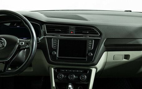 Volkswagen Tiguan II, 2017 год, 2 979 000 рублей, 14 фотография