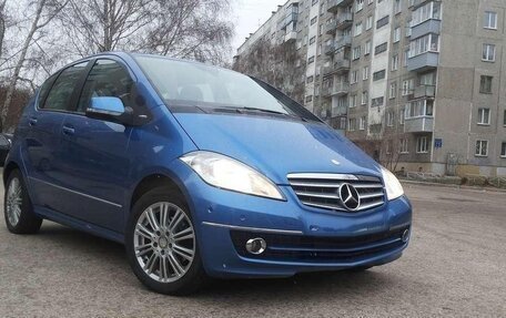 Mercedes-Benz A-Класс, 2009 год, 620 000 рублей, 3 фотография