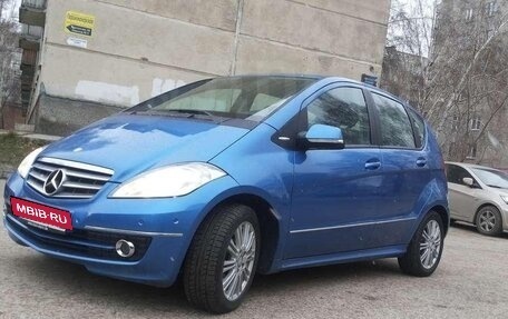 Mercedes-Benz A-Класс, 2009 год, 620 000 рублей, 2 фотография