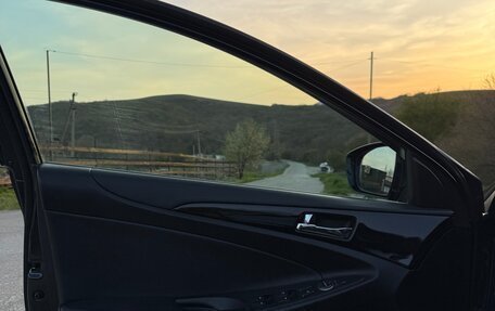 Hyundai Sonata VI, 2010 год, 1 200 000 рублей, 11 фотография