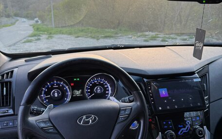 Hyundai Sonata VI, 2010 год, 1 200 000 рублей, 14 фотография