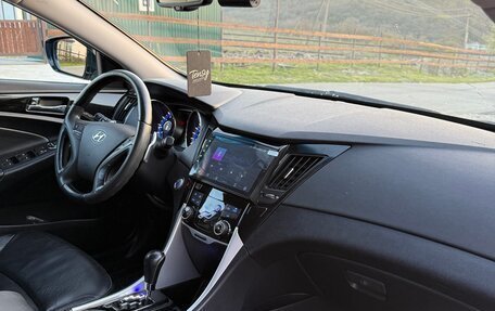 Hyundai Sonata VI, 2010 год, 1 200 000 рублей, 22 фотография