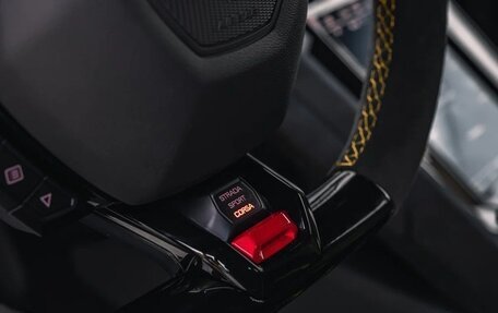 Lamborghini Huracán, 2024 год, 36 000 000 рублей, 11 фотография