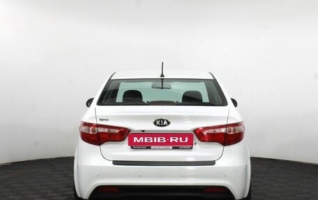 KIA Rio III рестайлинг, 2013 год, 900 000 рублей, 7 фотография