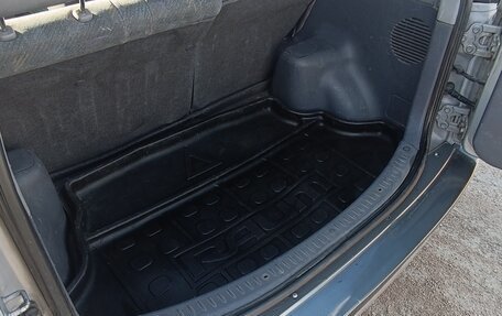 Toyota Raum I, 1997 год, 350 000 рублей, 7 фотография