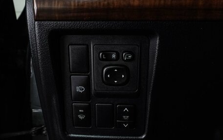 Toyota Land Cruiser Prado 150 рестайлинг 2, 2010 год, 2 899 000 рублей, 14 фотография