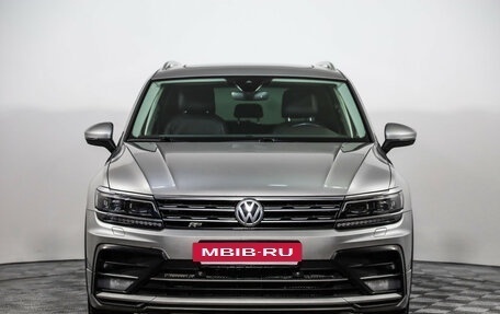 Volkswagen Tiguan II, 2019 год, 2 239 000 рублей, 2 фотография