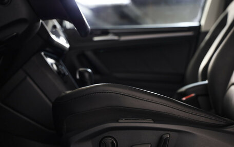 Volkswagen Tiguan II, 2019 год, 2 239 000 рублей, 22 фотография