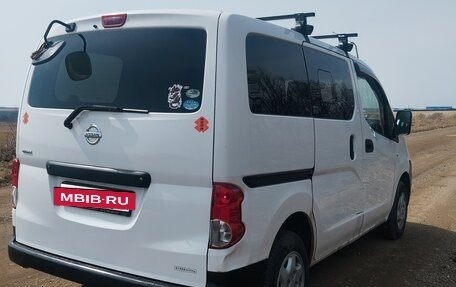 Nissan NV200, 2010 год, 860 000 рублей, 2 фотография
