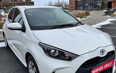 Toyota Yaris, 2021 год, 1 215 000 рублей, 1 фотография