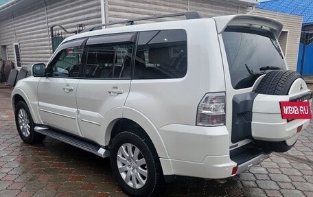 Mitsubishi Pajero IV, 2013 год, 2 400 рублей, 4 фотография