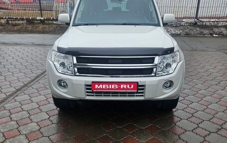 Mitsubishi Pajero IV, 2013 год, 2 400 рублей, 2 фотография