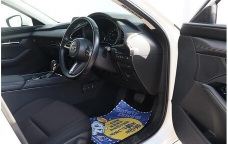 Mazda 3, 2021 год, 940 000 рублей, 23 фотография