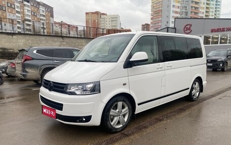 Volkswagen Multivan T5, 2012 год, 2 950 000 рублей, 1 фотография