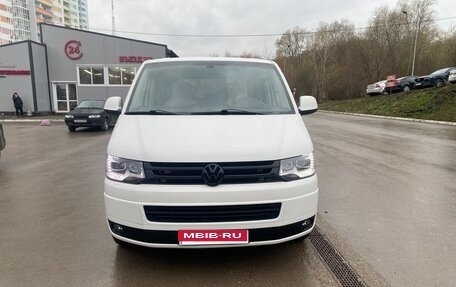 Volkswagen Multivan T5, 2012 год, 2 950 000 рублей, 2 фотография