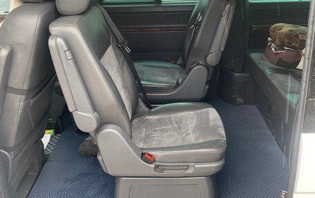 Volkswagen Multivan T5, 2012 год, 2 950 000 рублей, 15 фотография