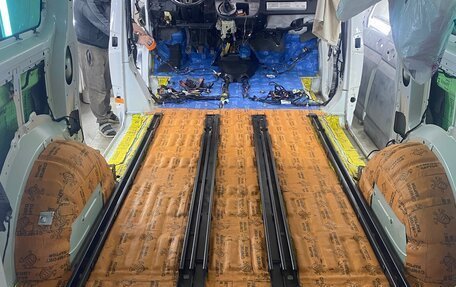 Volkswagen Multivan T5, 2012 год, 2 950 000 рублей, 22 фотография