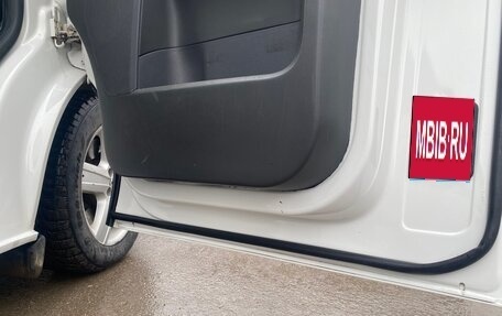 Volkswagen Multivan T5, 2012 год, 2 950 000 рублей, 21 фотография