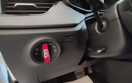 Skoda Rapid II, 2021 год, 1 860 000 рублей, 30 фотография