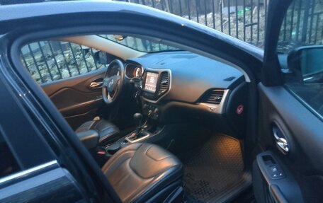 Jeep Cherokee, 2014 год, 2 300 000 рублей, 8 фотография