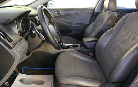 Hyundai Sonata VI, 2010 год, 989 000 рублей, 7 фотография