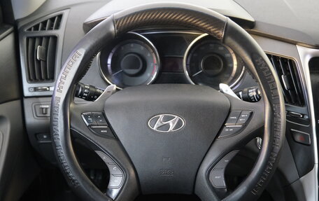 Hyundai Sonata VI, 2010 год, 989 000 рублей, 13 фотография