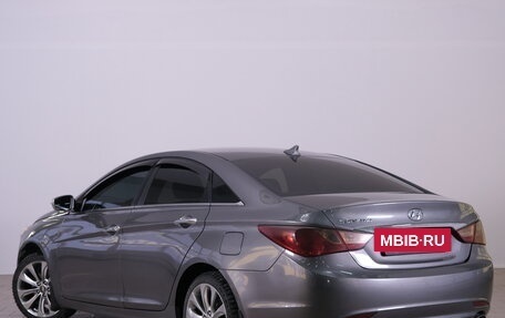 Hyundai Sonata VI, 2010 год, 989 000 рублей, 4 фотография